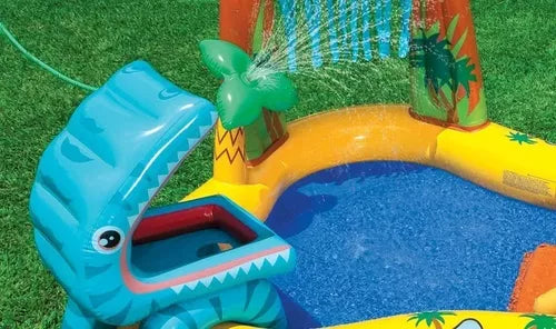 Piscina Inflável Playground Dinossauro – Diversão Refrescante para os Pequenos!